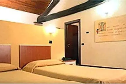 Hotel Morimondo 3*,